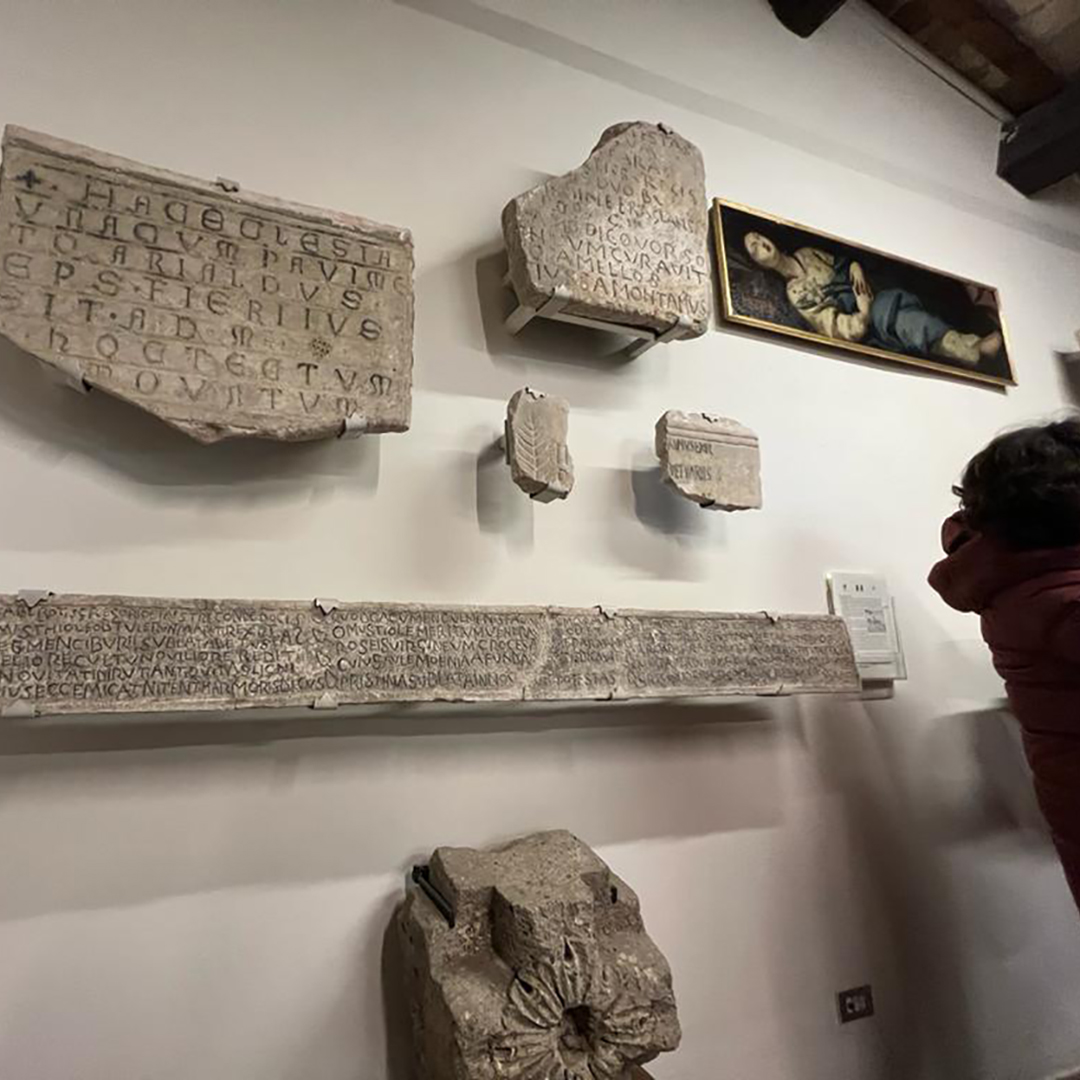 Pictures of the opening of RELICS, drawings by David Booker